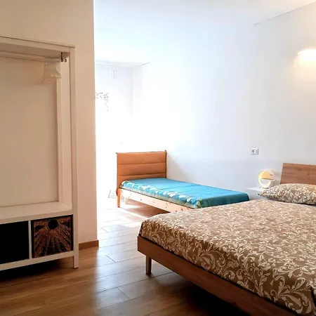 La Grotta Sardegna 5 Bedrooms Each With A Private Ensuite Bathroom Featuring A Hydromassage Shower Air Conditioning 公寓 *