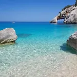 La Grotta Sardegna 5 Bedrooms Each With A Private Ensuite Bathroom Featuring A Hydromassage Shower Air Conditioning