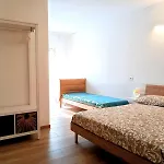 La Grotta Sardegna 5 Bedrooms Each With A Private Ensuite Bathroom Featuring A Hydromassage Shower Air Conditioning Διαμέρισμα *
