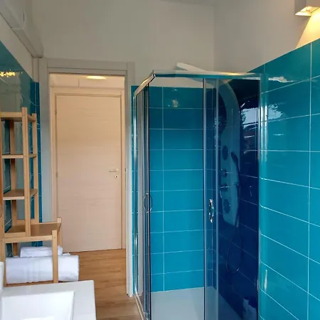 La Grotta Sardegna 5 Bedrooms Each With A Private Ensuite Bathroom Featuring A Hydromassage Shower Air Conditioning *