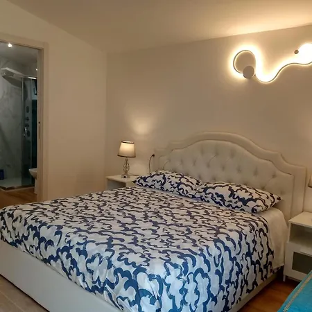 La Grotta Sardegna 5 Bedrooms Each With A Private Ensuite Bathroom Featuring A Hydromassage Shower Air Conditioning