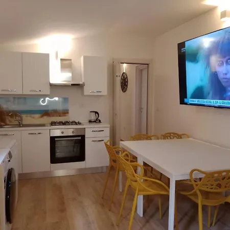 La Grotta Sardegna 5 Bedrooms Each With A Private Ensuite Bathroom Featuring A Hydromassage Shower Air Conditioning * Urzulei