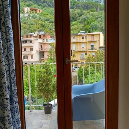 La Grotta Sardegna 5 Bedrooms Each With A Private Ensuite Bathroom Featuring A Hydromassage Shower Air Conditioning Urzulei