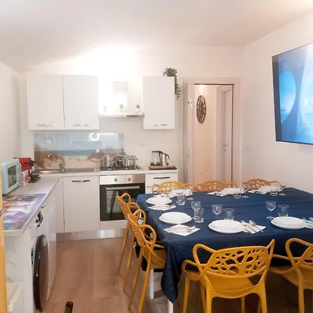 La Grotta Sardegna 5 Bedrooms Each With A Private Ensuite Bathroom Featuring A Hydromassage Shower Air Conditioning * Urzulei