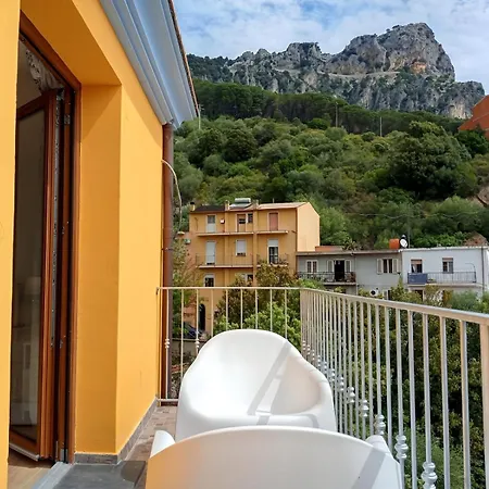 La Grotta Sardegna 5 Bedrooms Each With A Private Ensuite Bathroom Featuring A Hydromassage Shower Air Conditioning Apartment *
